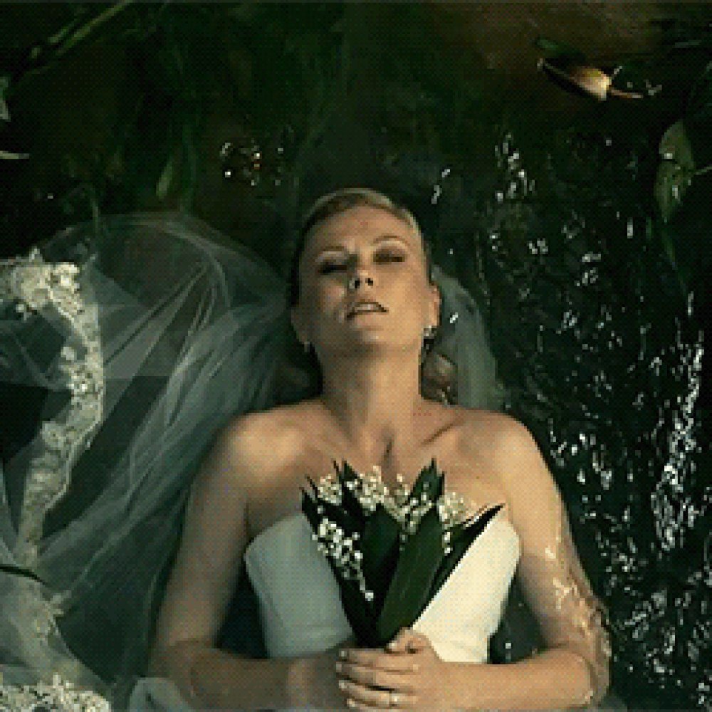 Happy birthday to 
Kirsten Dunst! 