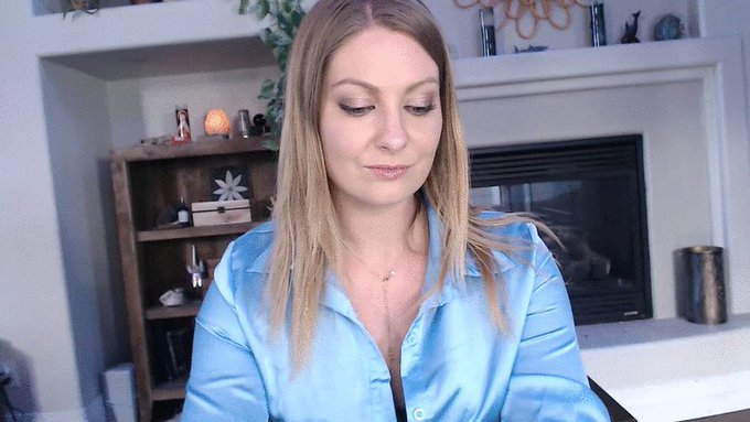 logging onto mfc! come see me here>>> #myfreecams https://t.co/vfaGRP2usF https://t.co/Ptn6fntjNB<a href="/tag/myfreecams"class="tags">#myfreecams</a>