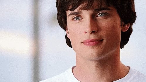 Happy birthday to my favourite actor : Tom Welling 