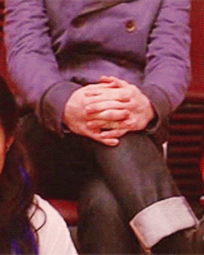 Technically I m like an hour too late but happy birthday Jenna Ushkowitz ilysm 