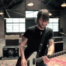 Happy birthday Chris Shiflett , um dos meus guitarristas favoritos 