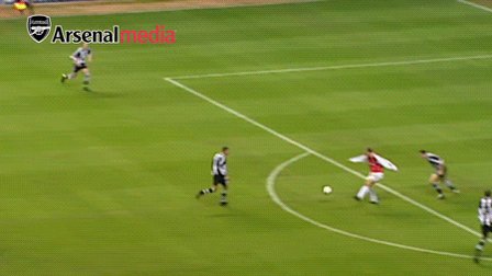 Happy 54th birthday Dennis Bergkamp.     What a player. 