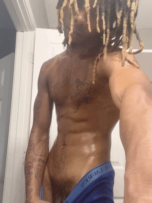 Jus got out da shower https://t.co/4j6KQi8Gbl<a href="/tag/pornhub"class="tags"><span>#pornhub</span></a>