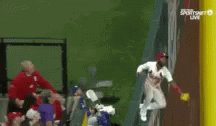Ozuna Cards GIF
