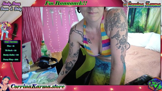 I'm online and ready for adventure and shenanigans! @MyFreeCams! #onmfc https://t.co/cu9WaInhUC 💚 https://t