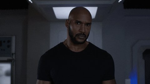  Happy Birthday Henry Simmons! 