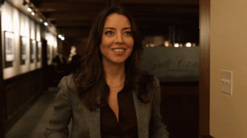 Happy 39th birthday to the amazing Aubrey Plaza. 