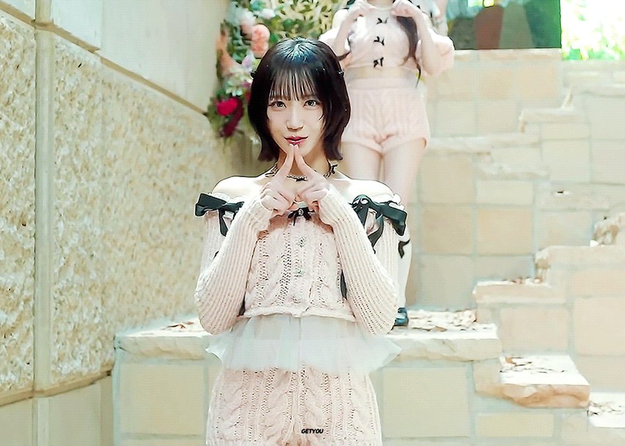 LOVE イコラブ 生写真 ラブソングに襲われる 野口衣織 直筆 チュウ