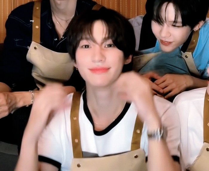 𝘼𝙧𝙠é𝙮 🦕🐶🧡 on X: 