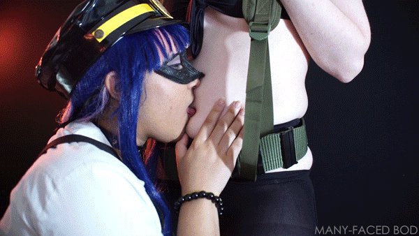 I'm told it's better than candy 🥰  #belly #cosplay https://t.co/mQ382uf1tS<a href="/tag/belly"class="tags">#belly</a><a href="/tag/cosplay"class="tags">#cosplay</a>