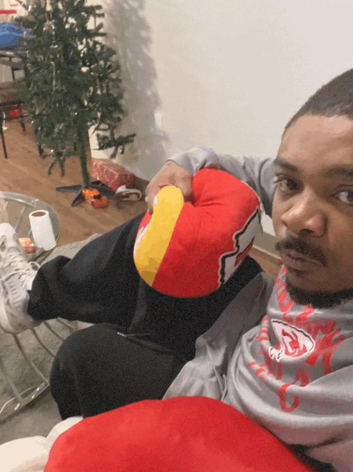 C&rsquo;mon now. It&rsquo;s a war!  D🤺 #SLR https://t.co/R4SCrYlWP1<a href="/tag/slr"class="tags">#SLR</a>