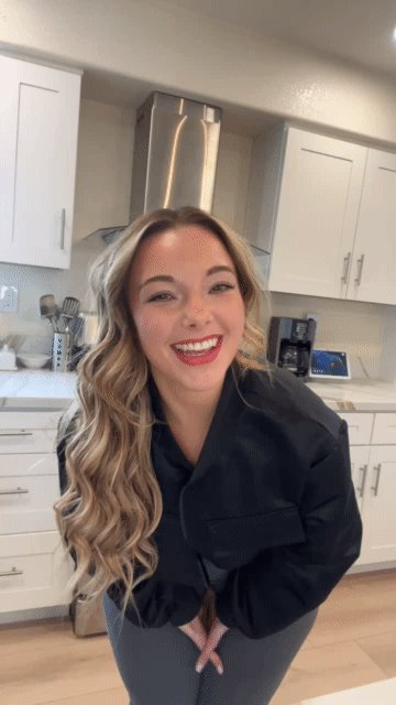 Autumn is live now! https://t.co/syChhXzc15 https://t.co/d8nyNVMDBt