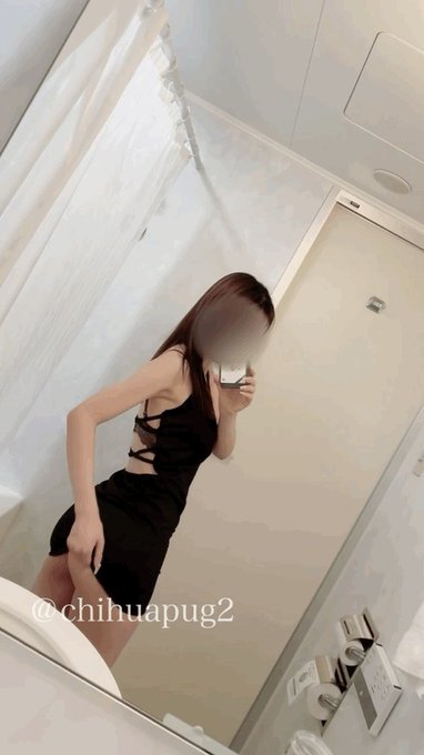 今年もありがとうございました🐶✨ 応援してくれる貴方のおかげでやってこれました☁️ いつもいいねとRTありがと！  来年もえりなをよろしくお願いします&hearts; https://t.co/CpPspBobBc