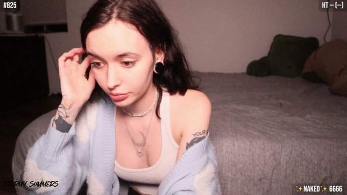 My cute face is online come love me currrently 825 https://t.co/Rfl5lYgavi 💚 https://t.co/zJDj2BCV4c<a href="/tag/mvsales"class="tags"><span>#mvsales</span></a>