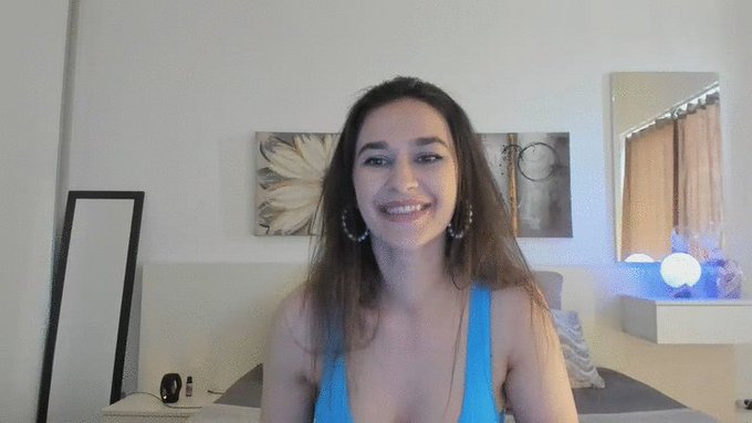 I'm online @MyFreeCams! #onmfc https://t.co/lGvxREFXjC 💚 https://t.co/qzlC1Dte6z<a class="tags" href="/tag/myfreecams">@myfreecams</a><a href="/tag/onmfc"class="tags">#onmfc</a>
