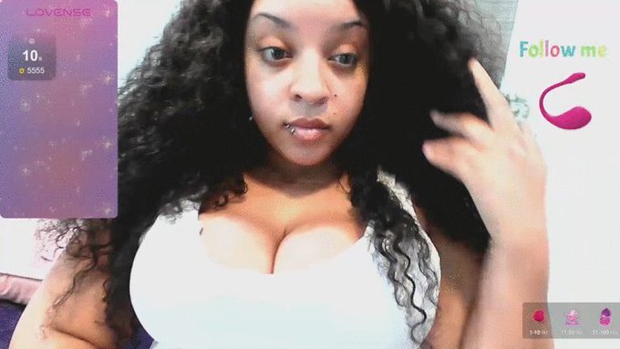 I'm online @MyFreeCams! #onmfc https://t.co/rIif80NT5a 💚 https://t.co/K74FyWCOah<a class="tags" href="/tag/myfreecams">@myfreecams</a><a href="/tag/onmfc"class="tags">#onmfc</a>