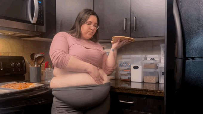 Looking massive latel😏🔥 https://t.co/3V7TEh1lBt<a href="/tag/happymonday"class="tags"><span>#happymonday</span></a>