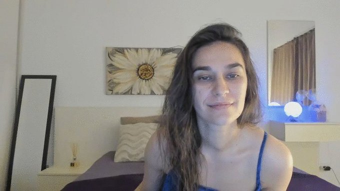 I'm online @MyFreeCams! #onmfc https://t.co/lGvxREFXjC 💚 https://t.co/iAaMBiNsCX<a class="tags" href="/tag/myfreecams">@myfreecams</a><a href="/tag/onmfc"class="tags">#onmfc</a>