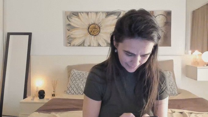 I'm online @MyFreeCams! #onmfc https://t.co/lGvxREFXjC 💚 https://t.co/AeXhv0yL7N<a class="tags" href="/tag/myfreecams">@myfreecams</a><a href="/tag/onmfc"class="tags">#onmfc</a>