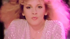I’m having a very Fleetwood Mac day! https://t.co/JsyDXtwbKd