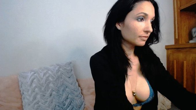 I&#039;m online!  @MyFreeCams! #onmfc https://t.co/7yLCQX8kqQ 💚 https://t.co/INeMXBYRce<a class="tags" href="/tag/myfreecams">&#64;myfreecams</a><a href="/tag/onmfc"class="tags">&#35;onmfc</a>