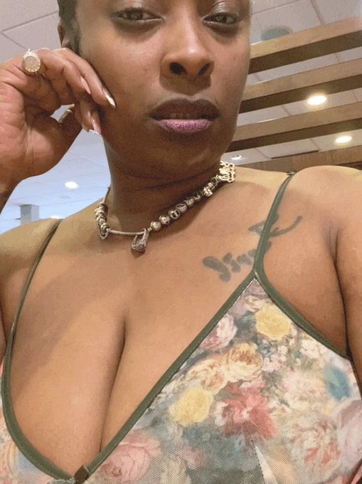 Heyyy https://t.co/4o4gIjJBB9<a href="/tag/sexy"class="tags"><span>#sexy</span></a>