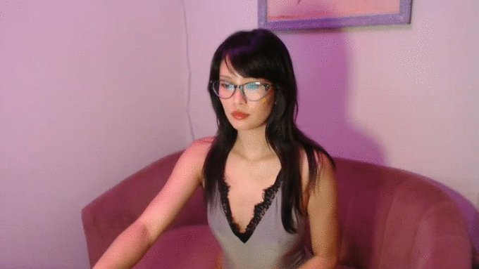 Come hang out with me :) https://t.co/X4yDVH3DYJ https://t.co/5QNovrDour<a href="/tag/apclips"class="tags"><span>#apclips</span></a>