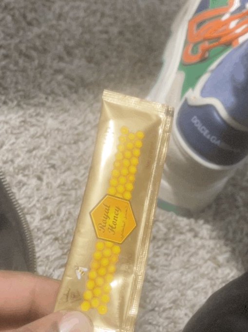 Forgot I had this shit lmao. I&rsquo;m one of my jackets. About to beat my shit tender. https://t.co/SpT1K<a href="/tag/newprofilepic"class="tags"><span>#newprofilepic</span></a>