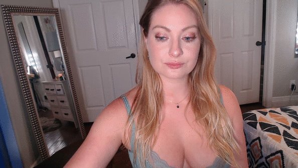 logging onto mfc! come see me here>>> #myfreecams https://t.co/vfaGRP2usF https://t.co/v4UivfpSD9<a href="/tag/myfreecams"class="tags">#myfreecams</a>