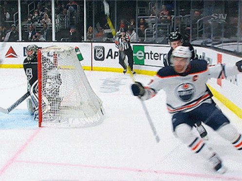 Gonna be in Edmonton all weekend   If ya wanna hang lemmie know from now! https://t.co/PzLW8BKVOS