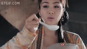 总结一下我目前对中医的态度：

1. 我强烈不信中医
2. 我认为中医对信中医的人的确有用
3. 我尊重信中医的人，也希望但不强求他们的尊重
4. 我不排除将来因为任何原因，变得更信中医和更不信中医的可能性

你可以把中医两个字替换成很多其他东西， 
