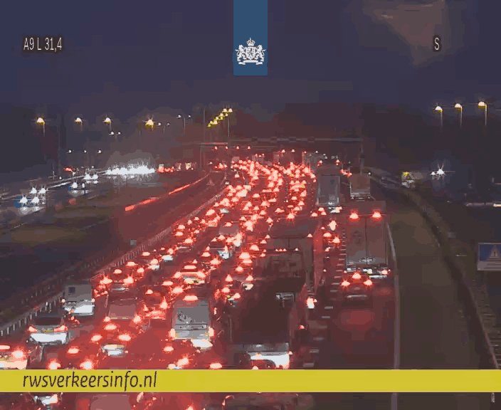 Ongeval met vrachtwagen op A9 bij Amstelveen